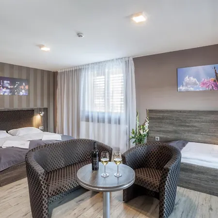 Beta Hotel 3*