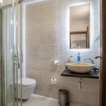 Beta Hotel 3*
